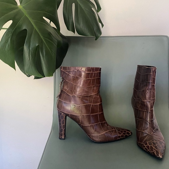 Stuart Weitzman Crocodile Bootie - Picture 2 of 4